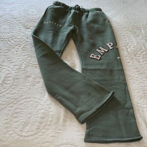 BNWT MAYFAIR Green Embroidered EMPATHY Sweatpants Sz Sold Out S/M